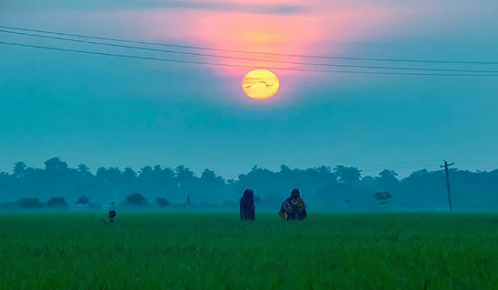 আজ পহেলা অগ্রহায়ণ